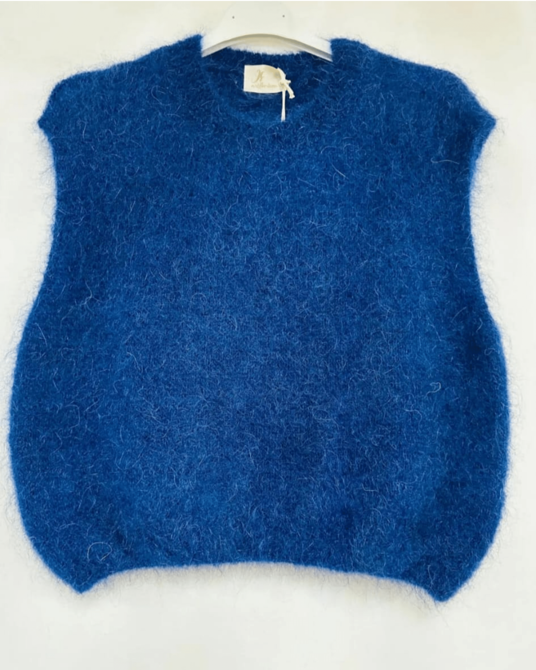 Donkerblauw